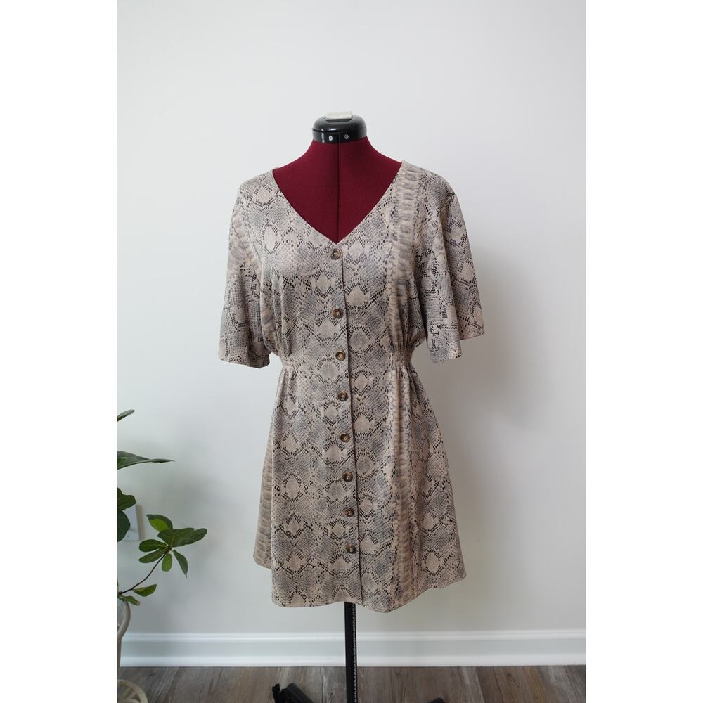 She and Sky Animal Print Dress Size Small